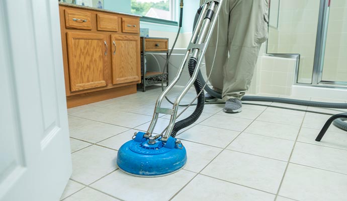 Professional service for floor cleaning 